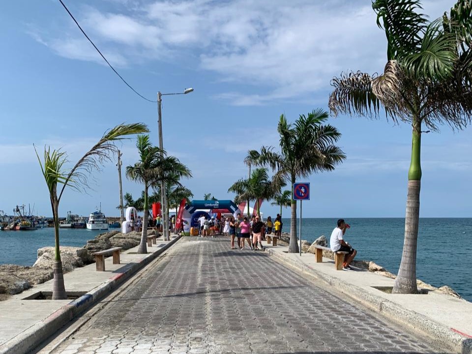 Primera competencia de aguas abiertas